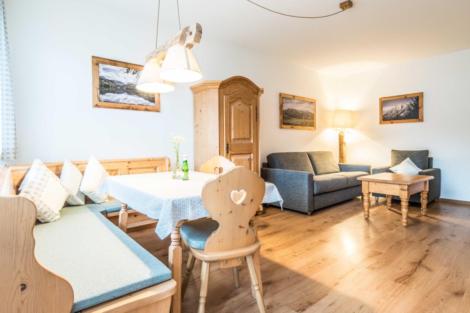 Hotel Ferienwohnanlage Oberaudorf Pokoj fotografie