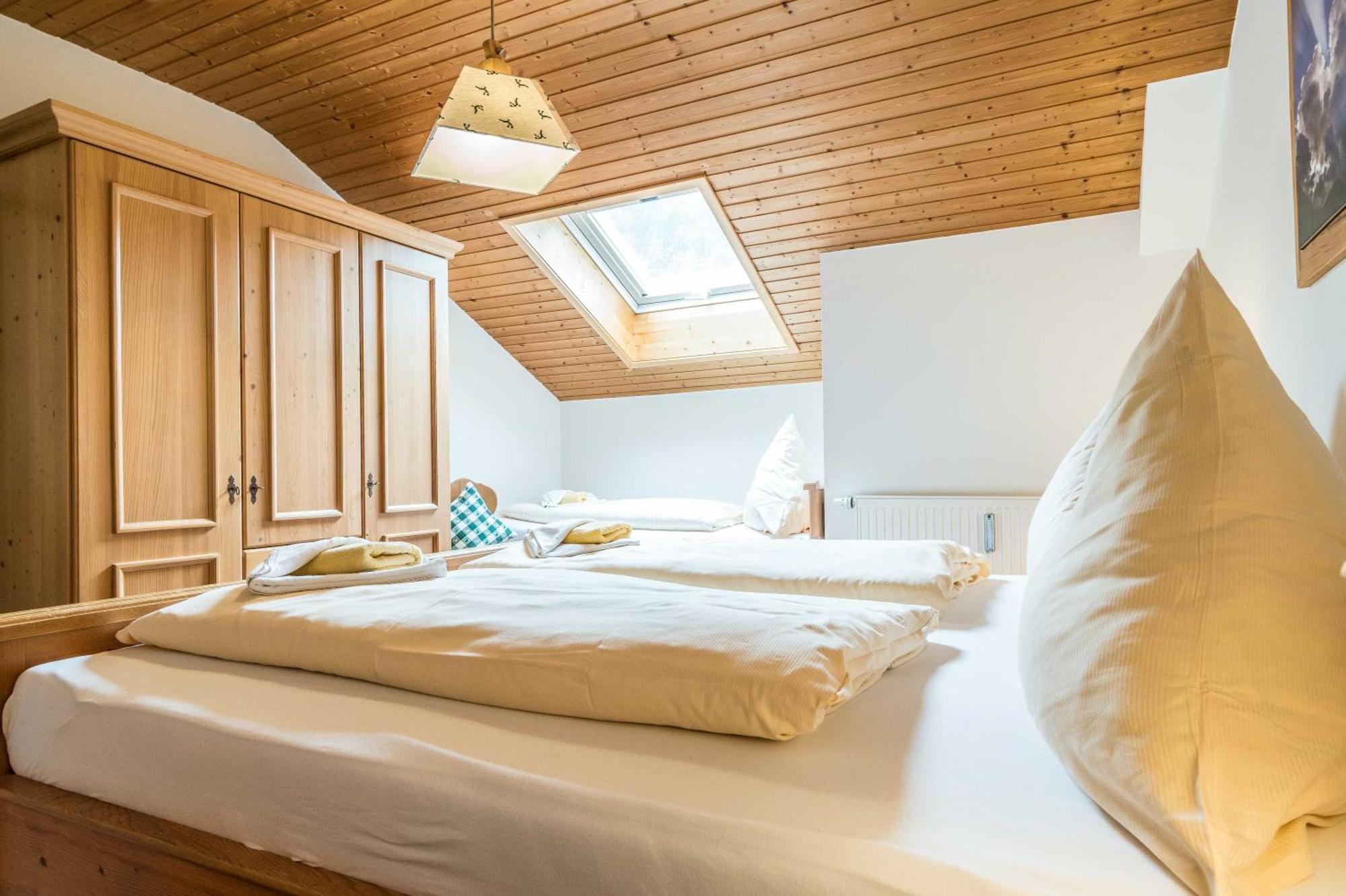 Hotel Ferienwohnanlage Oberaudorf Pokoj fotografie