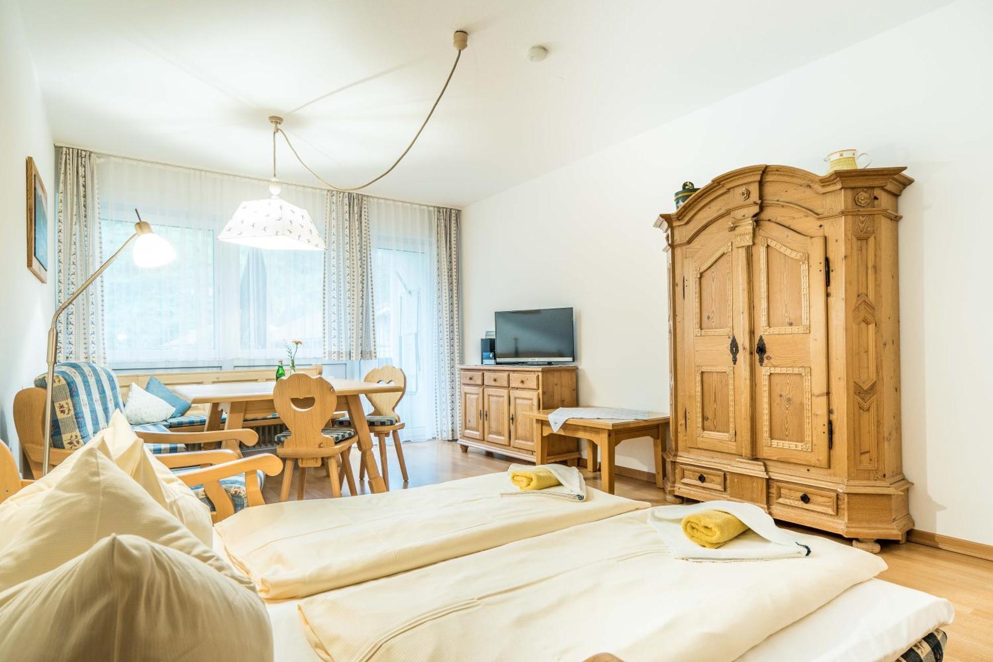 Hotel Ferienwohnanlage Oberaudorf Pokoj fotografie