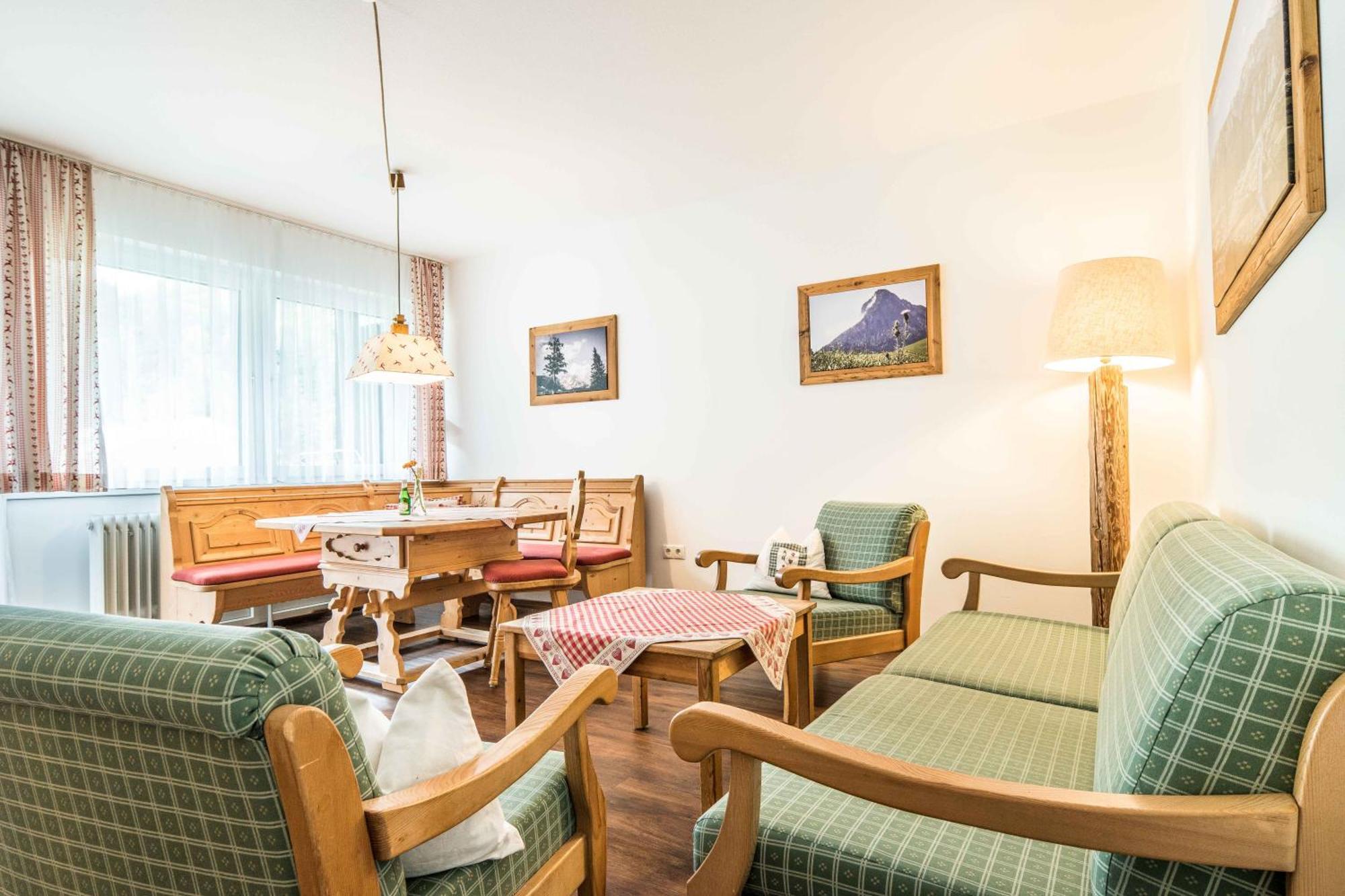Hotel Ferienwohnanlage Oberaudorf Pokoj fotografie